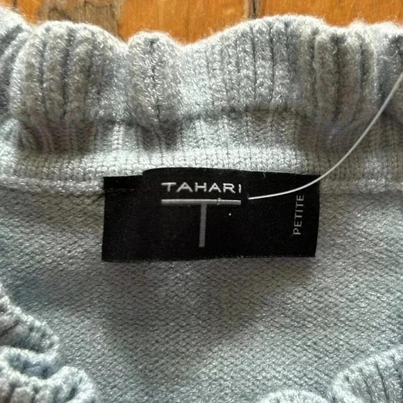 Tahari  knit ruffle top sweater - Picture 2 of 8